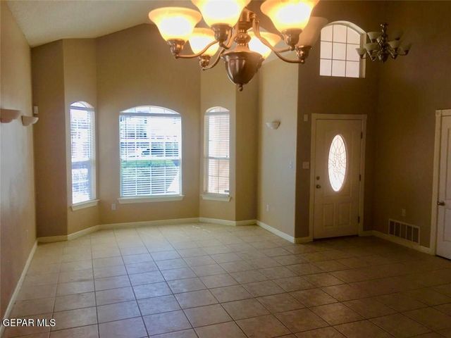 3112 TIERRA BOWLES Drive, El Paso, TX 79938