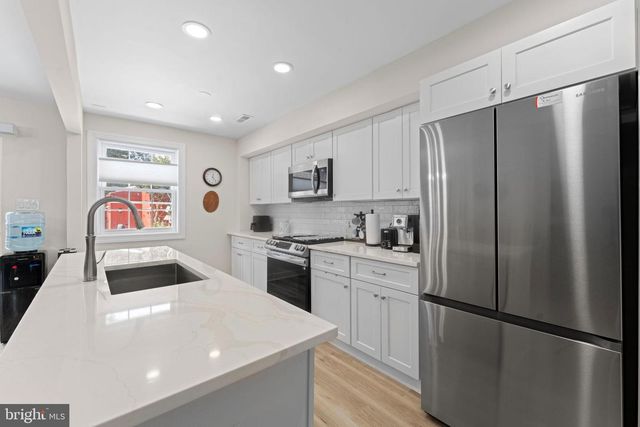 6406 GILDAR ST, Alexandria, VA 22310