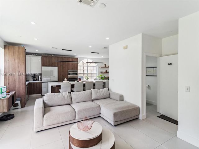 15760 NW 16th Court 15760, Pembroke Pines, FL 33028