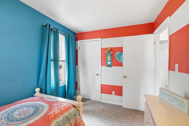 372 MARK COURT, Neenah, WI 54956
