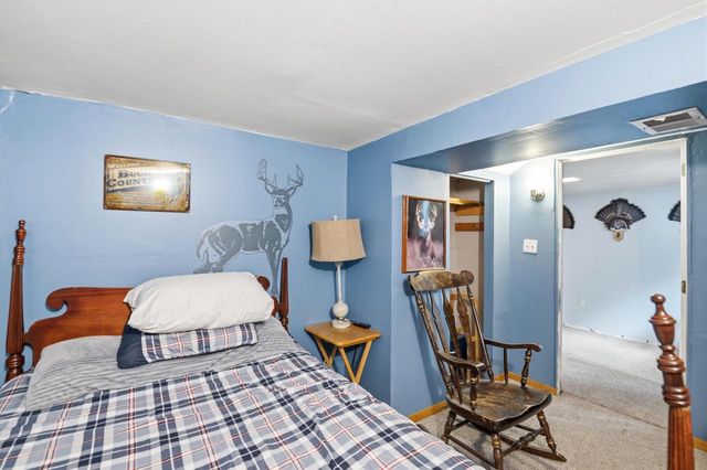 372 MARK COURT, Neenah, WI 54956