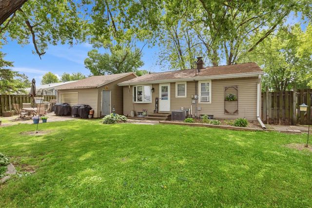 372 MARK COURT, Neenah, WI 54956