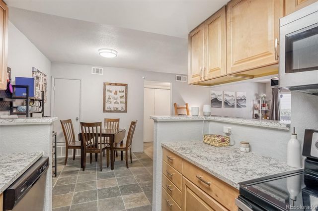 3460 S Eagle Street 103, Aurora, CO 80014