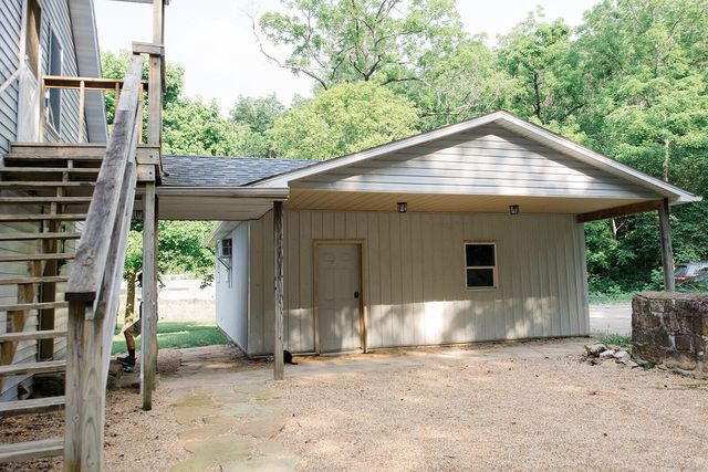 19429 East State Highway 14, Ava, MO 65608