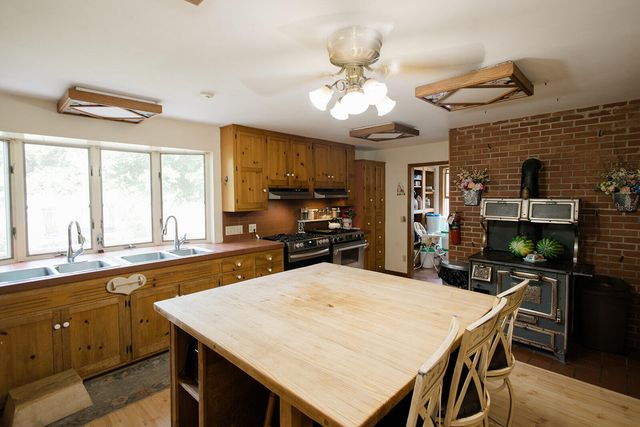 19429 East State Highway 14, Ava, MO 65608