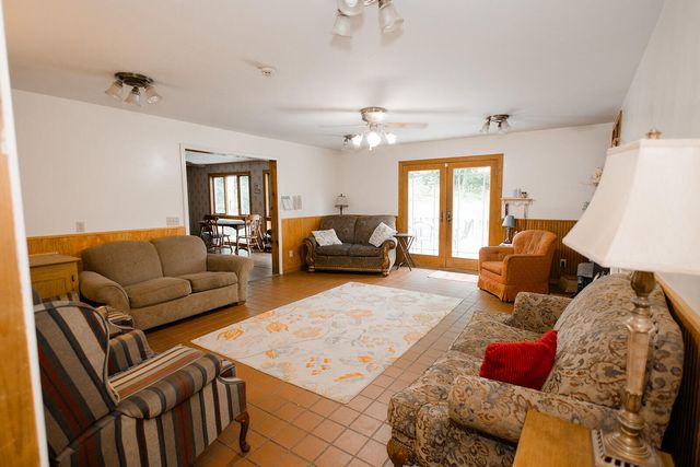 19429 East State Highway 14, Ava, MO 65608