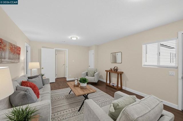 15345 Mendocino St, San Leandro, CA 94579