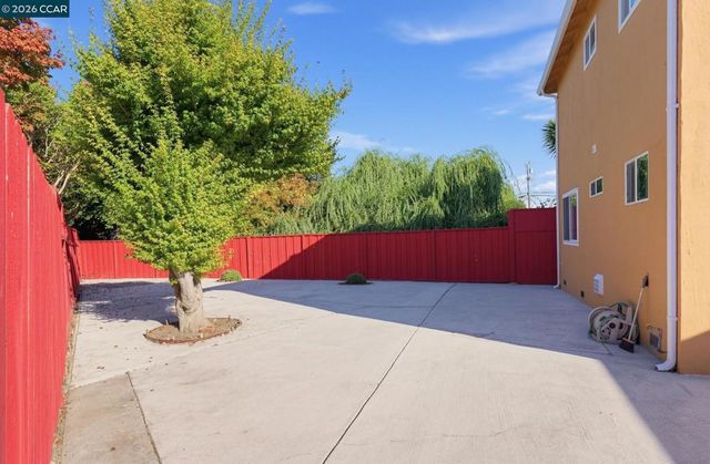 15345 Mendocino St, San Leandro, CA 94579