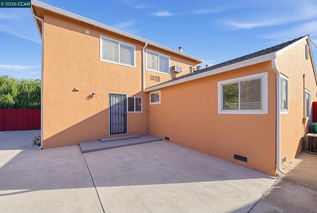 15345 Mendocino St, San Leandro, CA 94579