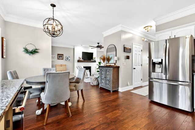 3098 Autumn Bluff Ct, Clarksville, TN 37040