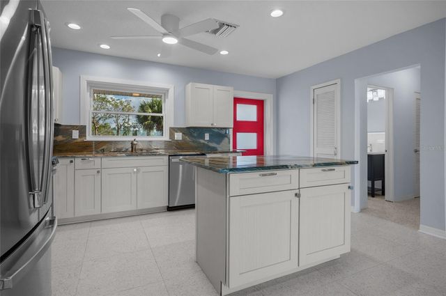 918 EDGEWATER DRIVE, Englewood, FL 34223