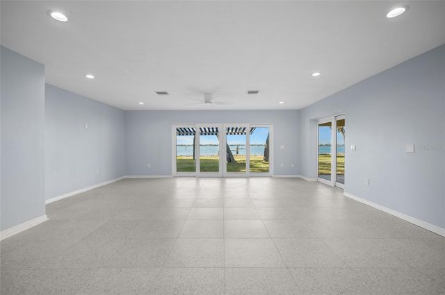 918 EDGEWATER DRIVE, Englewood, FL 34223