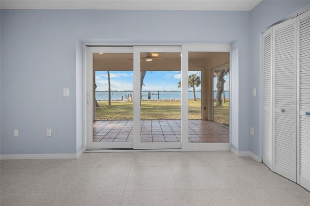 918 EDGEWATER DRIVE, Englewood, FL 34223