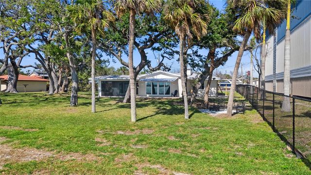 918 EDGEWATER DRIVE, Englewood, FL 34223