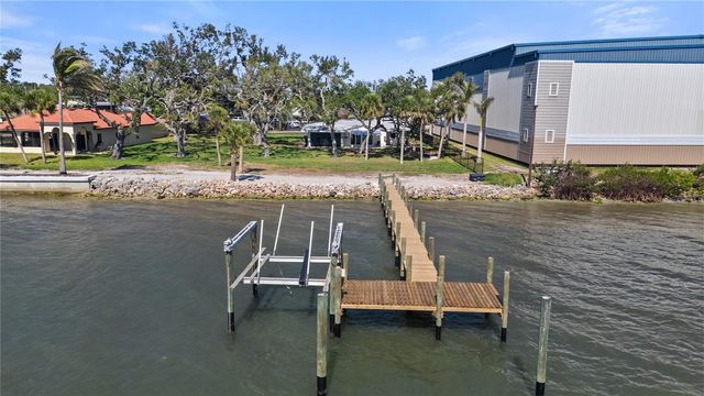 918 EDGEWATER DRIVE, Englewood, FL 34223