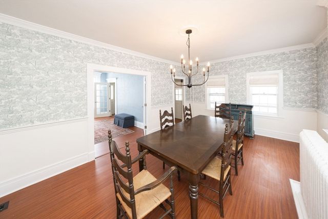 21 Maple St, Bellingham, MA 02019