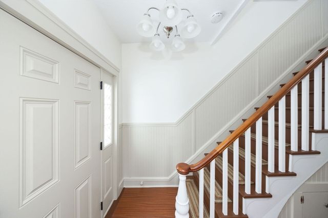 21 Maple St, Bellingham, MA 02019