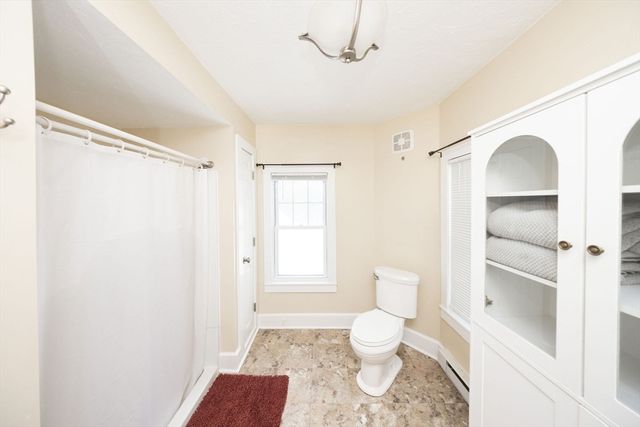 21 Maple St, Bellingham, MA 02019