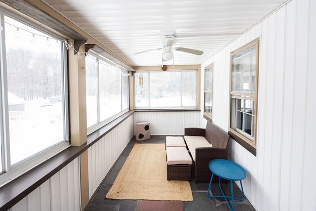 21 Maple St, Bellingham, MA 02019