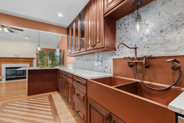 14255 Wedgewood Glens Drive, Orland Park, IL 60462