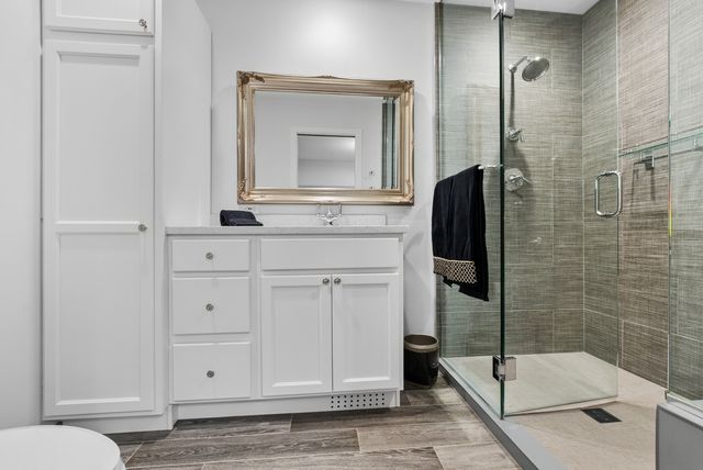 14255 Wedgewood Glens Drive, Orland Park, IL 60462