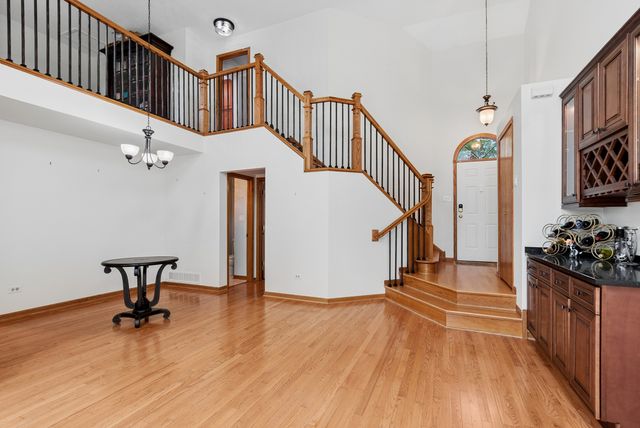 14255 Wedgewood Glens Drive, Orland Park, IL 60462