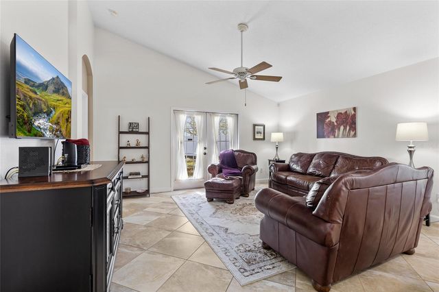 860 GRAND HUGHEY COURT, Apopka, FL 32712