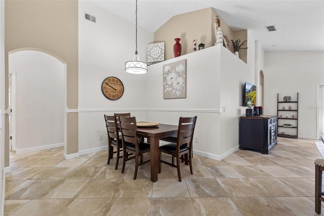 860 GRAND HUGHEY COURT, Apopka, FL 32712