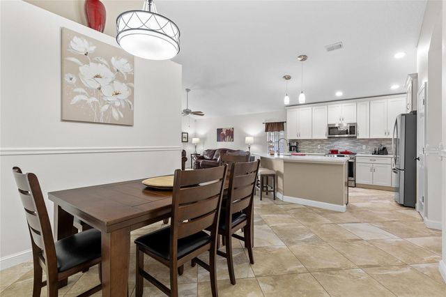 860 GRAND HUGHEY COURT, Apopka, FL 32712