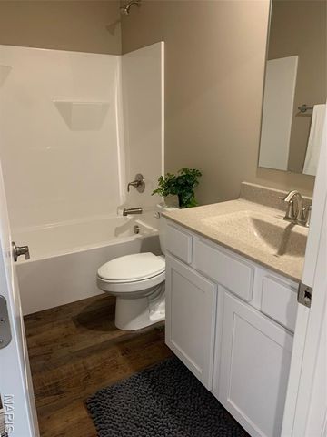 121 Peruque Creek Manor, Wright City, MO 63390