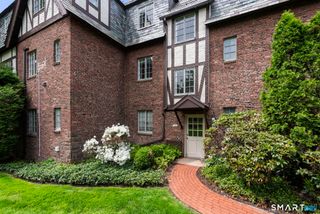 180 Fern Street 2, West Hartford, CT 06119