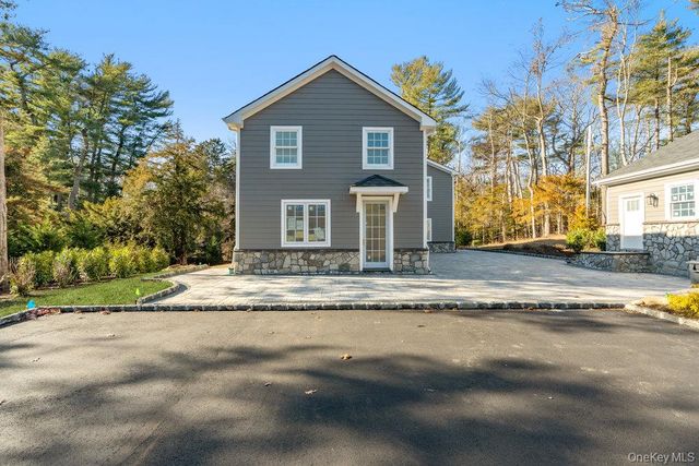 89 Mill River Road, Upper Brookville, NY 11771