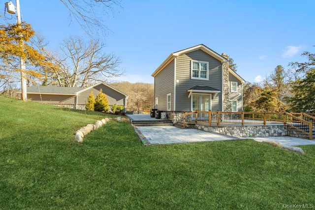 89 Mill River Road, Upper Brookville, NY 11771