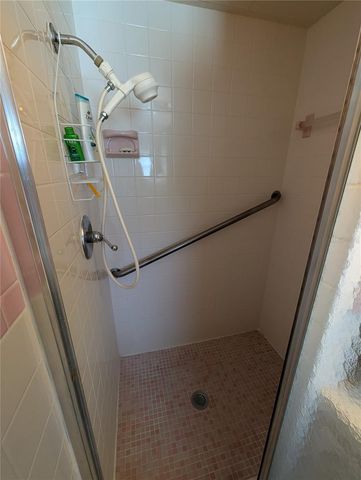 107 48TH AVENUE DRIVE W, Bradenton, FL 34207