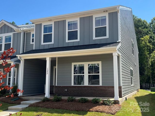 125 UTILITY Lane F, Mooresville, NC 28117