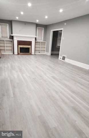 80 E MAIN ST, Marlton, NJ 08053