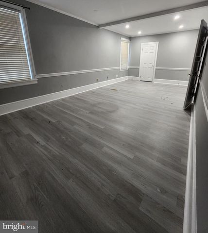 80 E MAIN ST, Marlton, NJ 08053