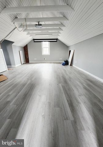 80 E MAIN ST, Marlton, NJ 08053