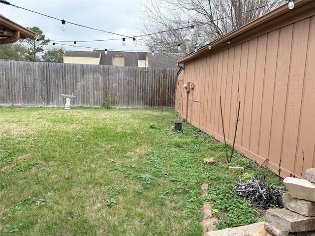 9002 Sabastian Drive, Houston, TX 77083