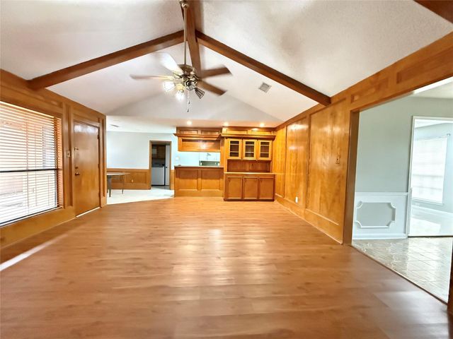 9002 Sabastian Drive, Houston, TX 77083