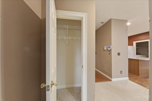 8038 Pinnacle Point Drive, West Chester, OH 45069