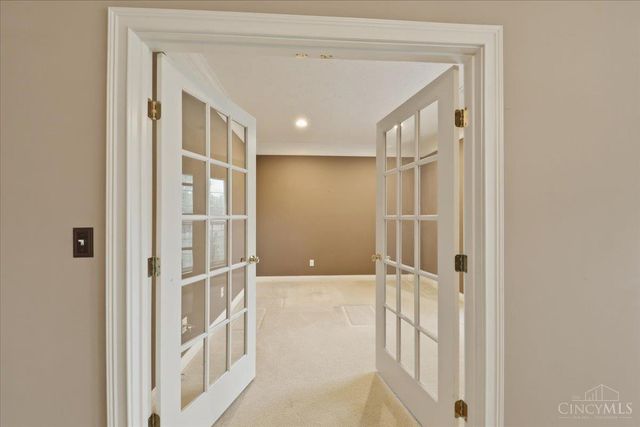 8038 Pinnacle Point Drive, West Chester, OH 45069