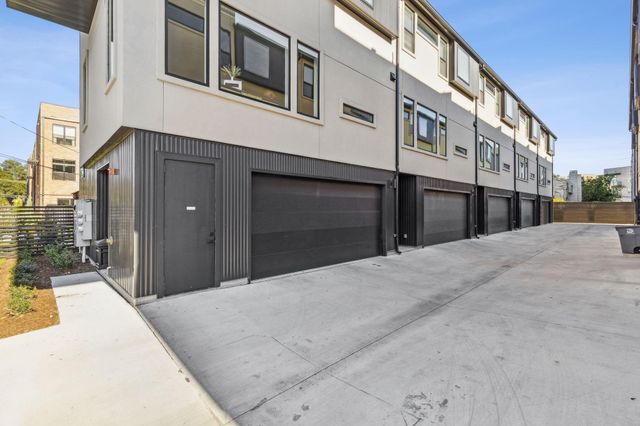 2912 Hawthorne Avenue 101, Dallas, TX 75219