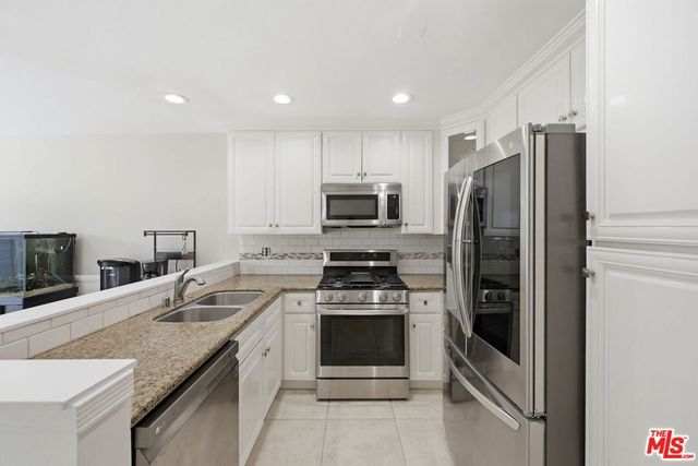 13091 Hubbard Street 5, Sylmar, CA 91342