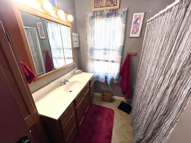 709 Oak Avenue, Muskegon, MI 49442