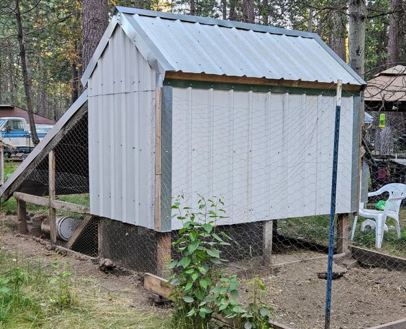 51830 Pine Loop Drive, La Pine, OR 97739