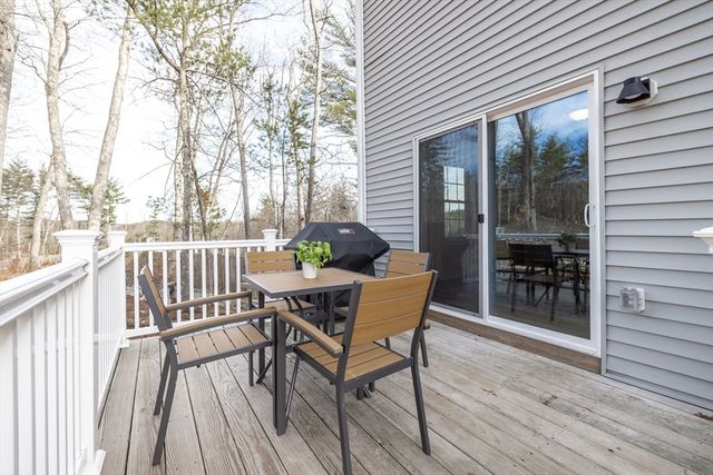 6 Pine Hill Way B, Harvard, MA 01451