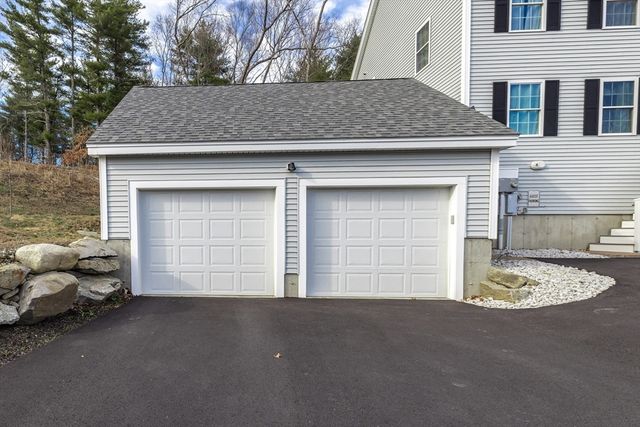 6 Pine Hill Way B, Harvard, MA 01451
