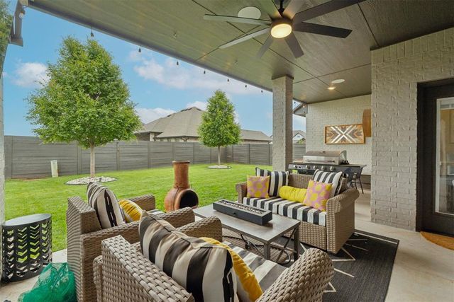 2004 Aminas Way, Yukon, OK 73099