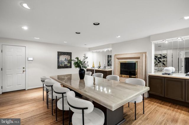 50 E RIDING DR, Cherry Hill, NJ 08003